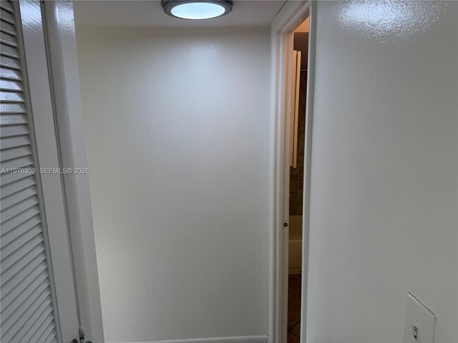 Building Photo - 8100 Sunrise Lakes Blvd