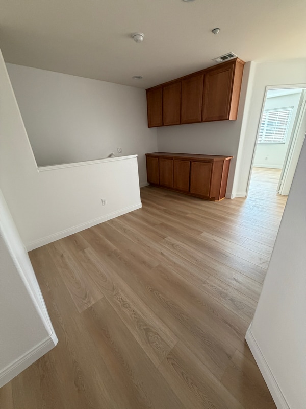 Building Photo - 10470 Hollingsworth Way