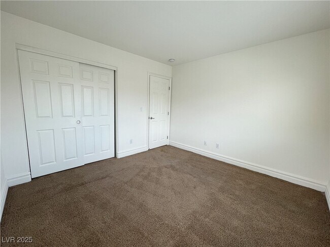 Building Photo - 9748 Waukegan Ave