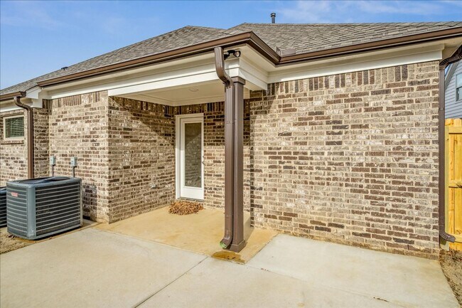 Building Photo - New Build in Oakland, TN!