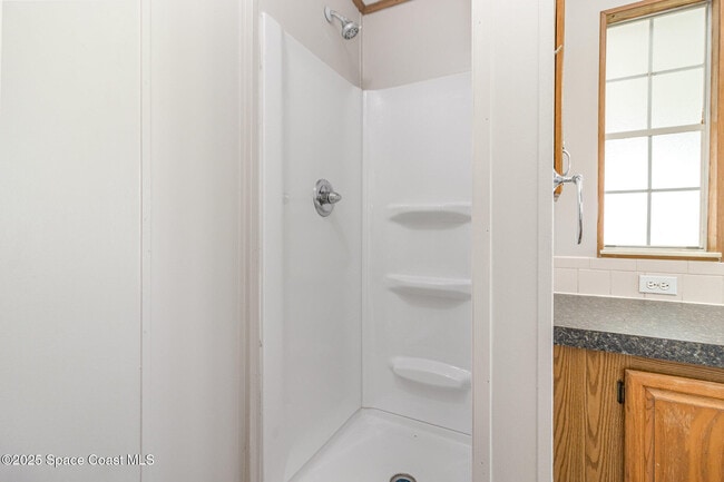 Building Photo - 4755 Cambridge Dr