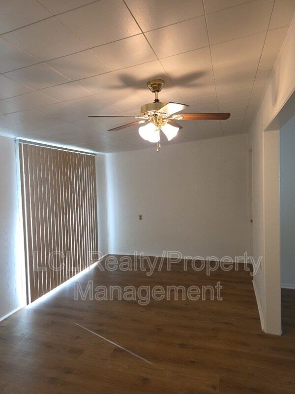 Building Photo - 26201 Fountain Bleu Dr