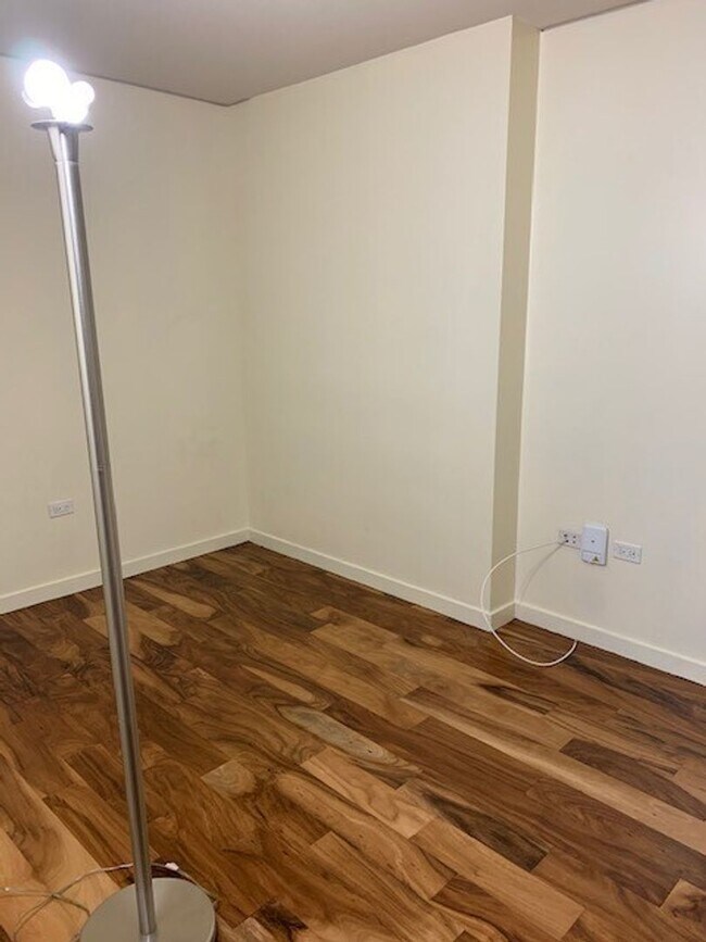 Building Photo - Moana Pacific - 2 bedroom plus den, 2 bath Condo with 2 parking - avail now!