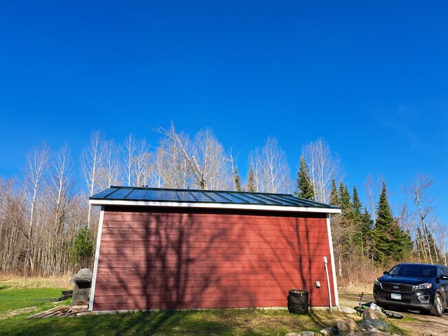 Building Photo - 9374 Alango Rd