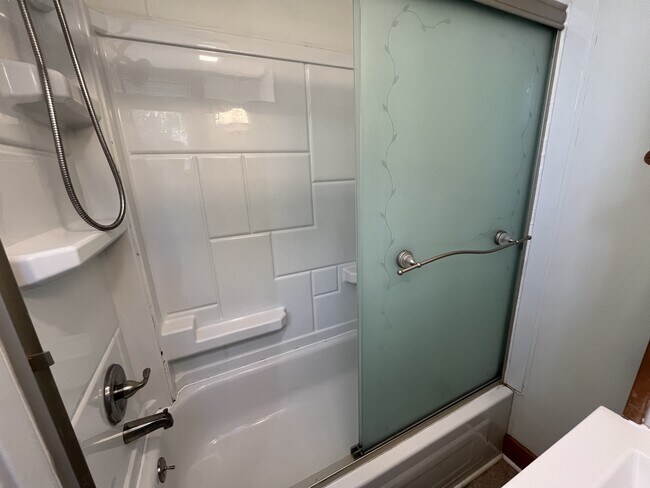 Building Photo - 934 S 21st St