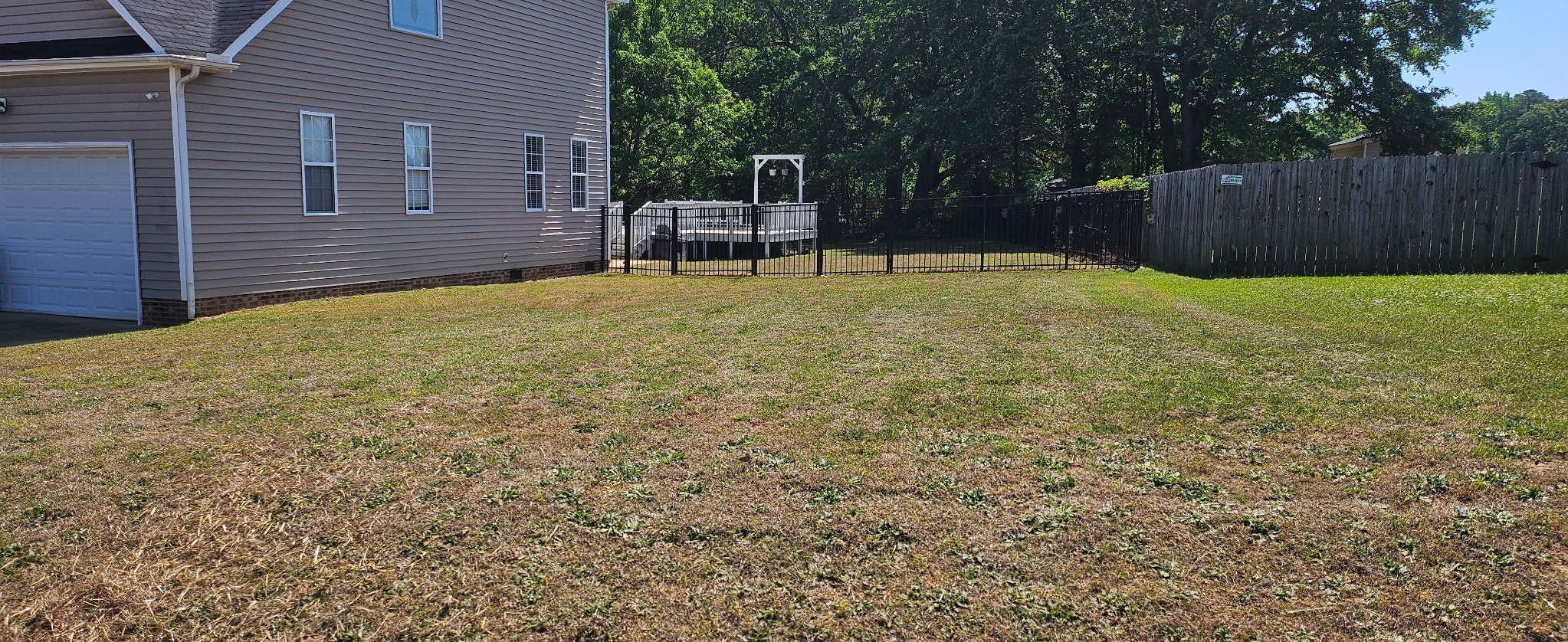 Building Photo - 1112 Rebarah Moor Dr