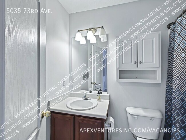 Building Photo - 5035 73rd Ave