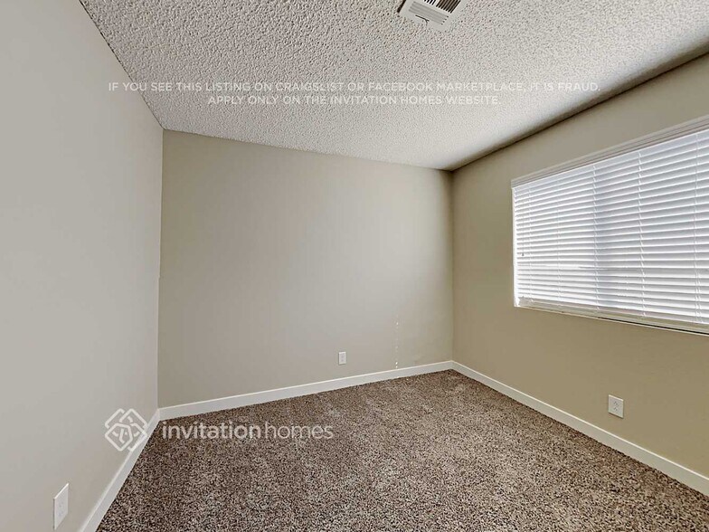 Building Photo - 127 Sterling Dr
