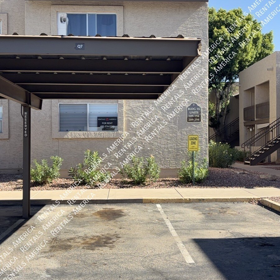 Building Photo - 520 N Stapley Dr