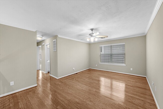 Building Photo - 5228 Larkin St