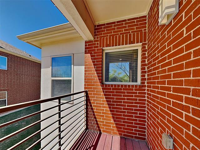 Building Photo - 1553 Fiji St