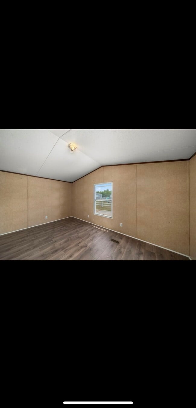 Building Photo - 4018 Krampota Ln