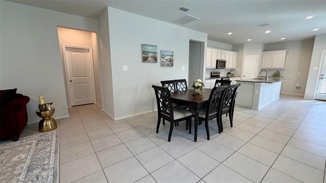 Building Photo - 3225 Sedge Grass Dr