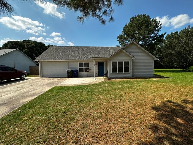 Building Photo - 68 Brierwood Cir
