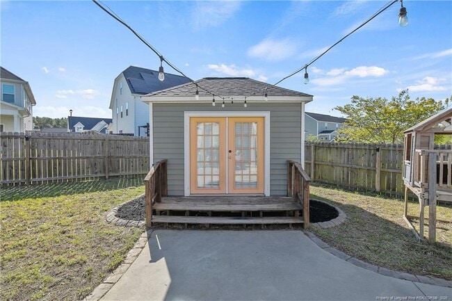 Building Photo - 688 Stonebriar Ave