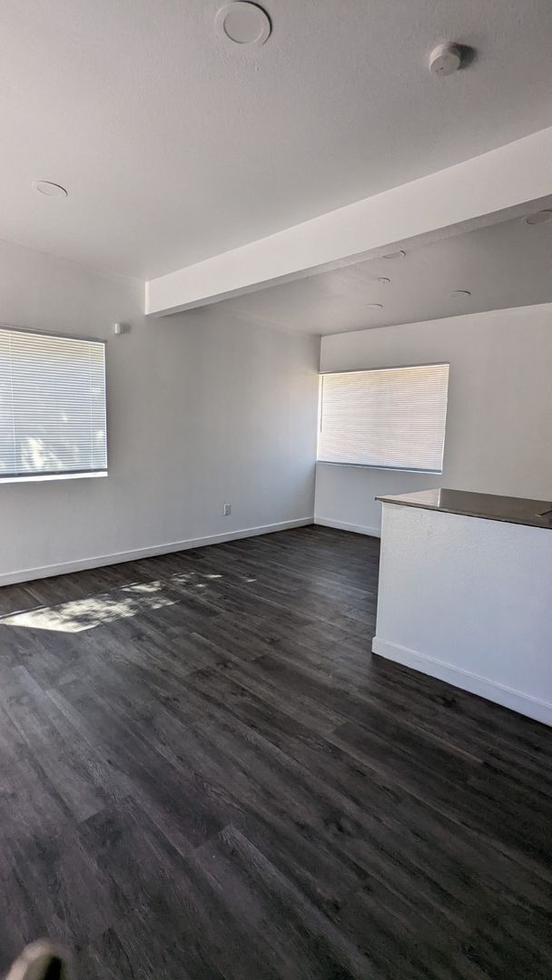 Building Photo - 1415 Exley Ave