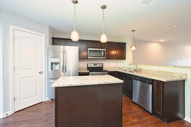 Building Photo - 167 Cobblestone Pl Dr
