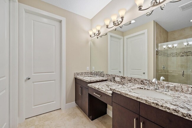 Building Photo - 7112 Edison Pl