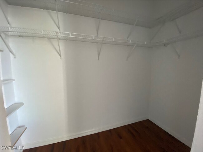 Building Photo - 14726 Calusa Palms Dr