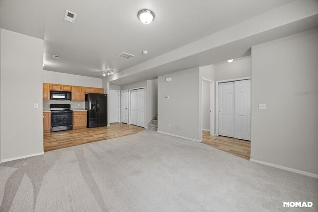 Building Photo - 3050 Shikra View