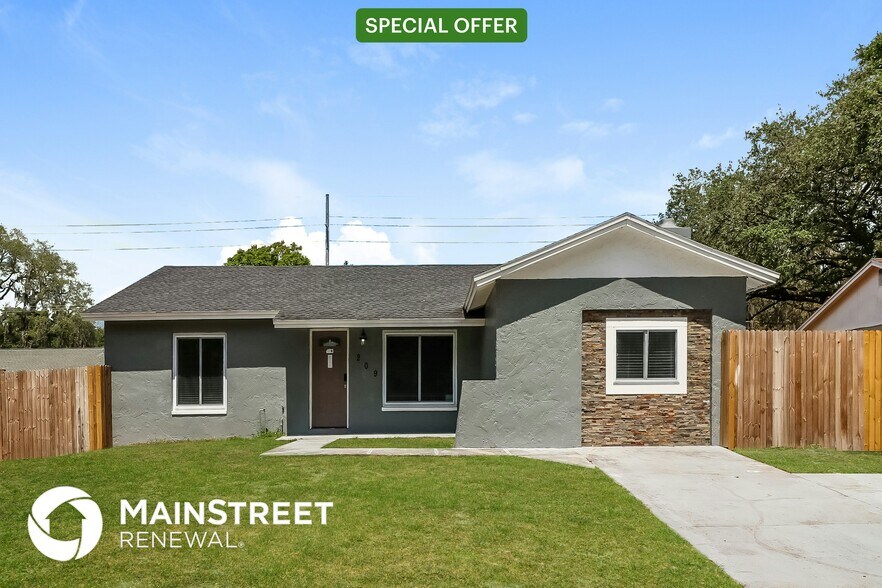 Primary Photo - 209 Ravenway Dr