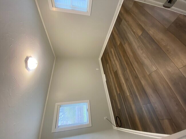 Building Photo - 1212-16th 1/2 16th 1/2 St