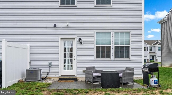 Building Photo - 53 Arlotta St