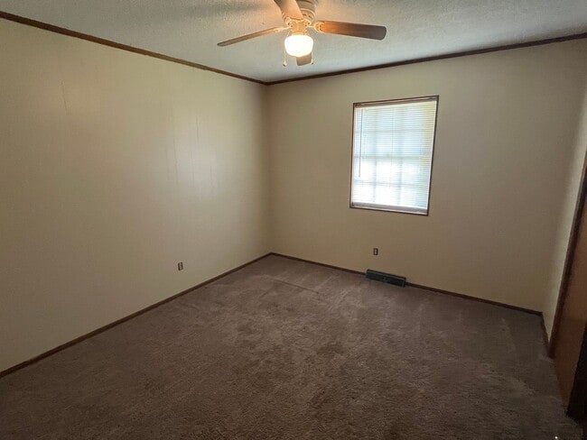 Building Photo - 505 E Fir St