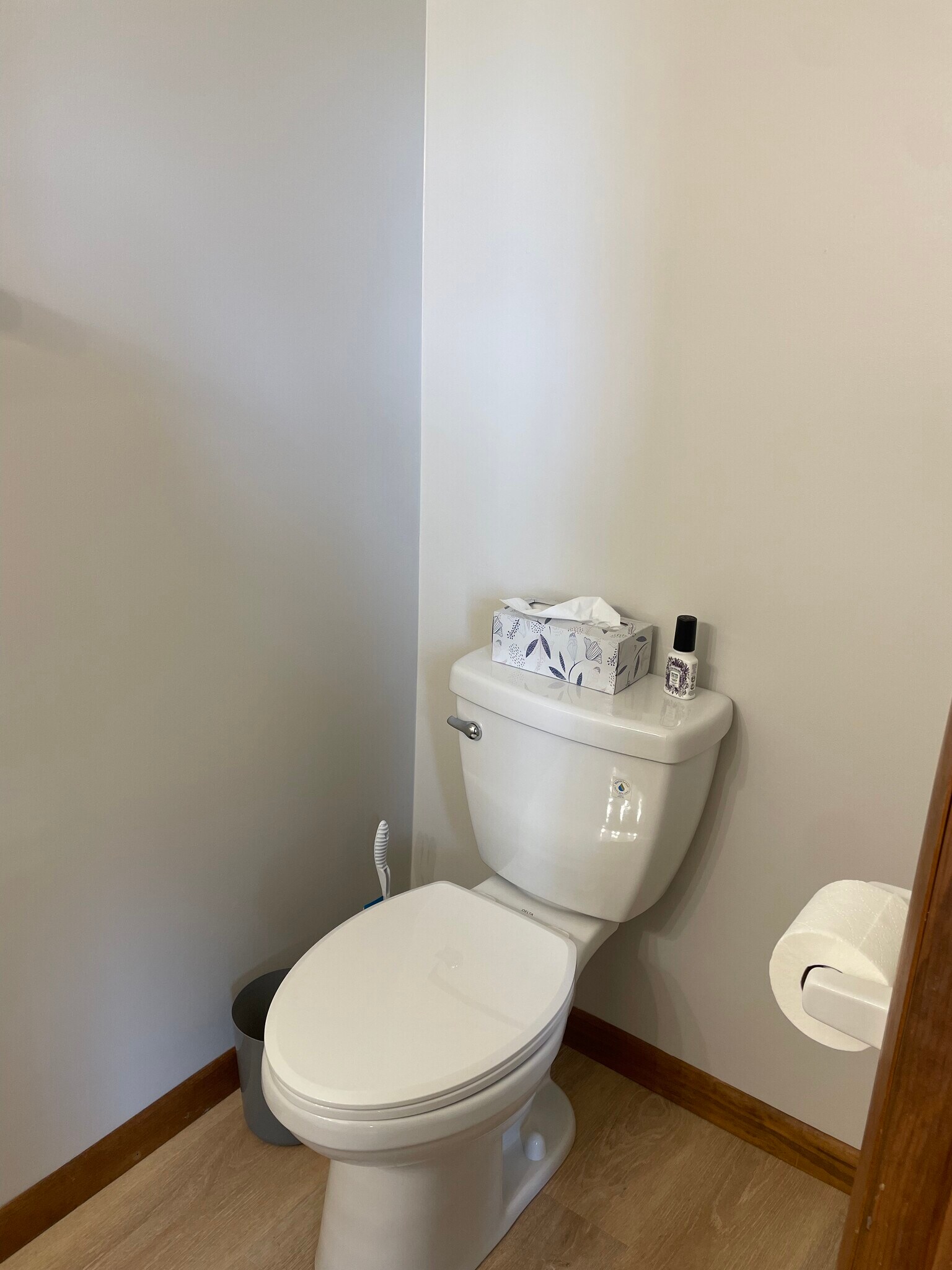 ½ bath - 1055 W 10th St