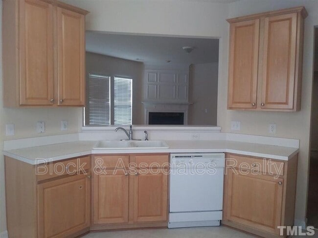 Building Photo - 105 Tortoise Ln