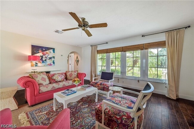 Building Photo - 28503 La Pluma Way