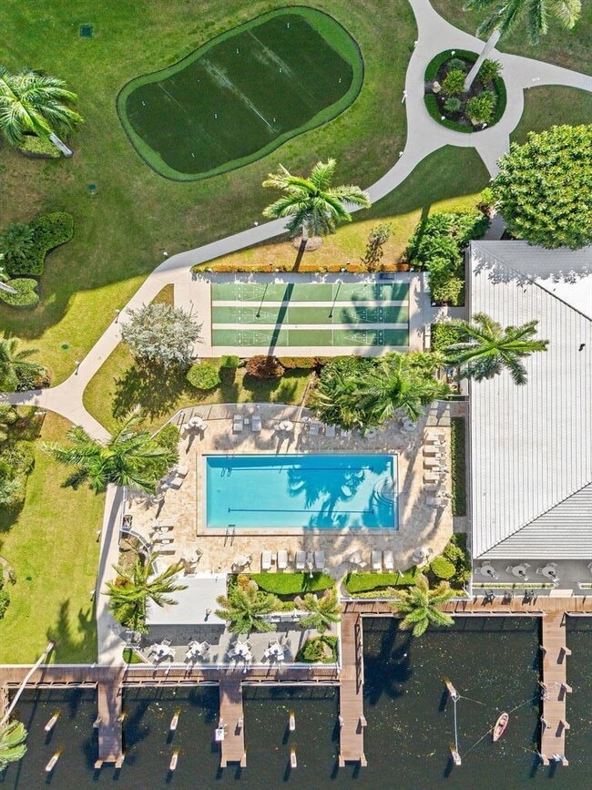 Building Photo - 3300 S Ocean Blvd