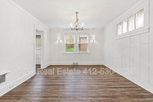 Building Photo - 134 Groveland St