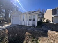 Building Photo - 117 Whitehaven Ct