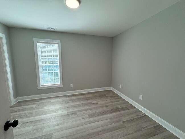 Building Photo - Introducing Your Dream Home in Nash County's Tar River Reservoir Area!