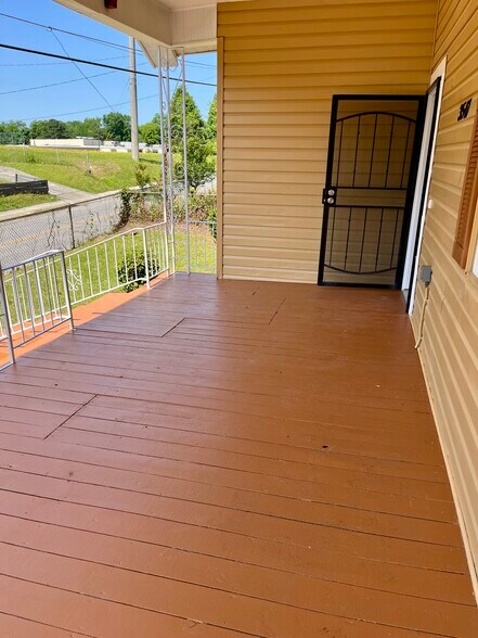 Building Photo - 3547 Brookdale Ave