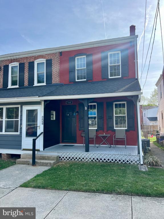 Primary Photo - 540 S Adams St