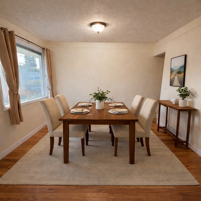 Building Photo - 2903 W Princeton Ave