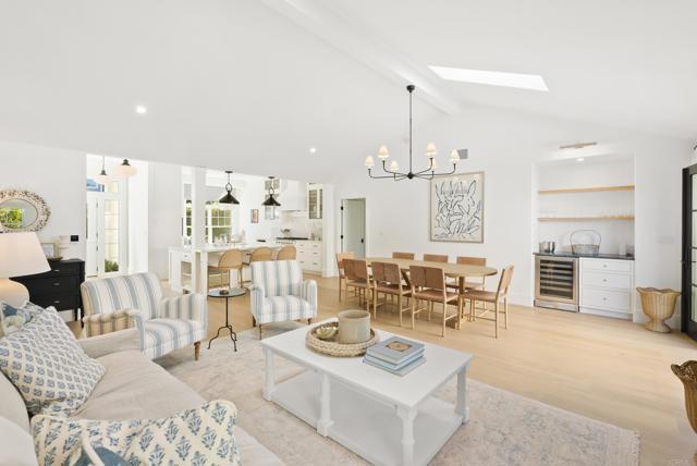 Building Photo - 210 Estrella St