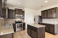 Building Photo - 713 Carillion Dr