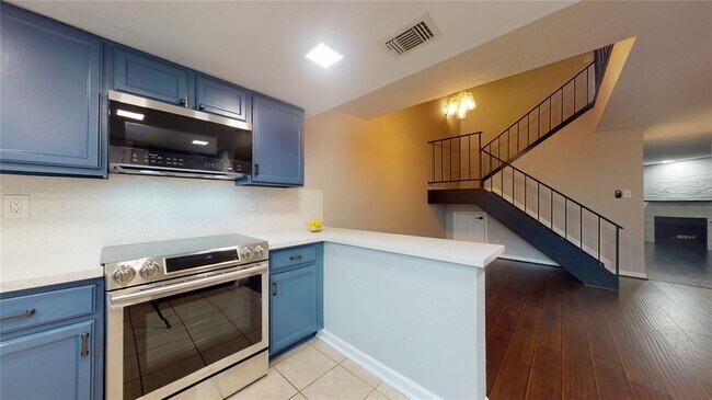 Building Photo - 14911 Wunderlich Dr