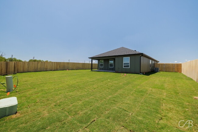 Building Photo - For Lease
