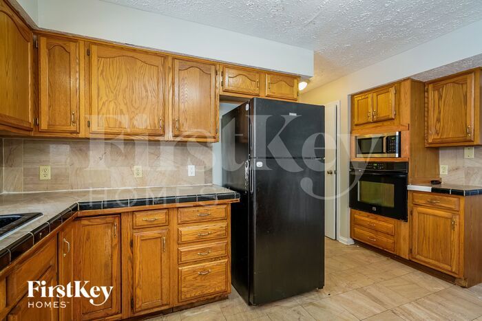Building Photo - 10709 Palmyra Ct
