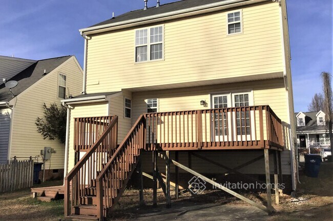 Building Photo - 1525 Crag Burn Ln
