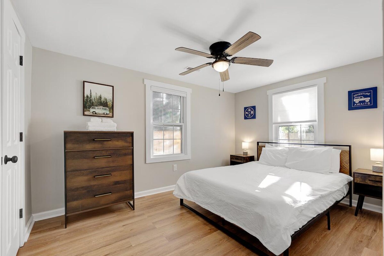 Building Photo - 4737 Aster Dr