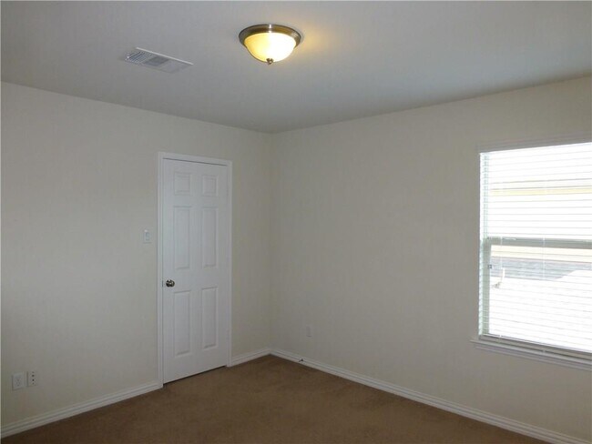 Building Photo - 16029 Hampton Bliss Trce
