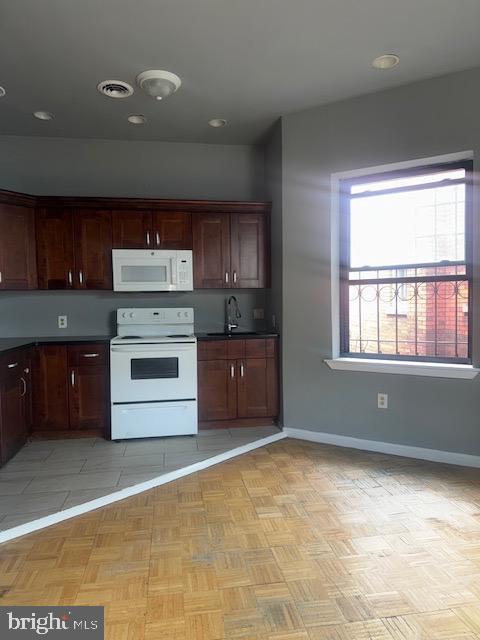 Building Photo - 4254 Parkside Ave
