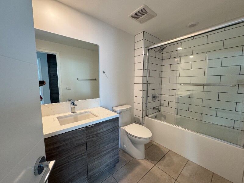 Building Photo - 4383 N Sepulveda Blvd