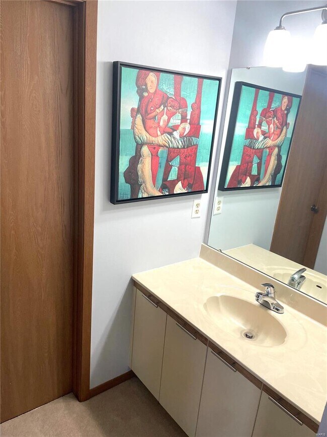 Building Photo - 1101 Woodgate Dr