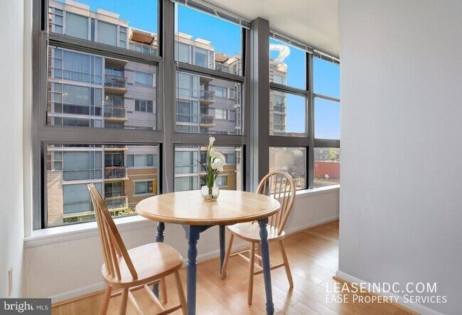 Building Photo - 1300 N Street NW-#517